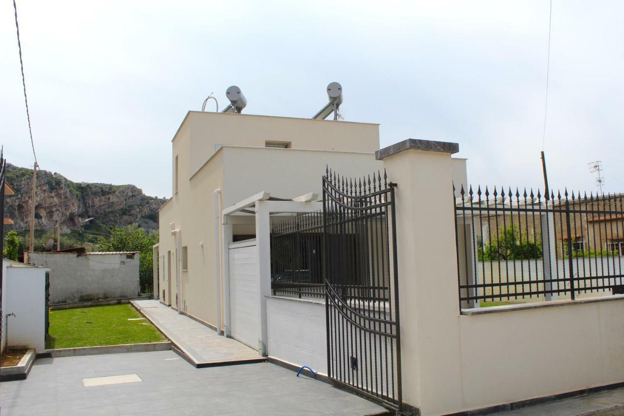 Suite Capaci Exterior photo